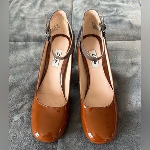Clarks Gabriel Candy Square Heel